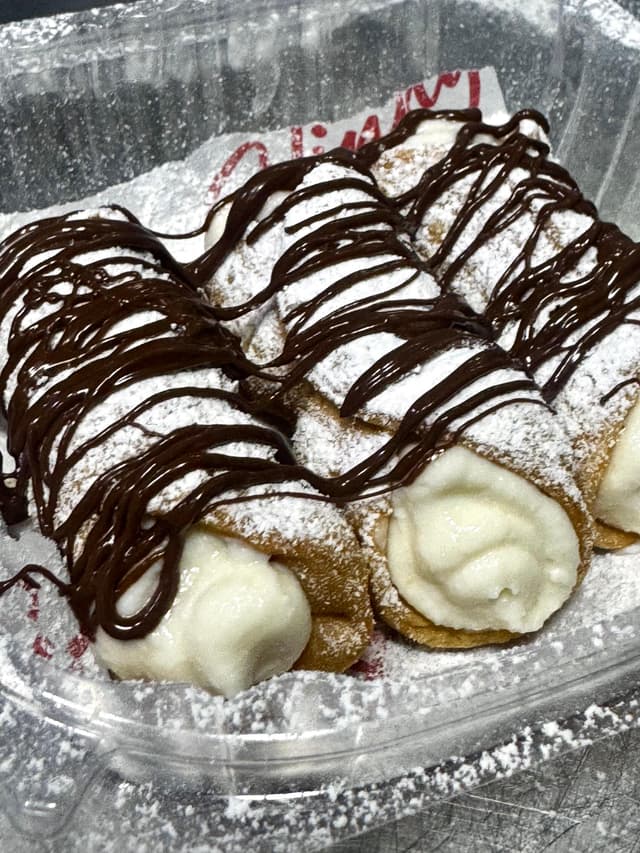 Nutella Trío Di Mini Cannoli